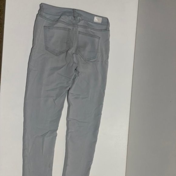 Celebrity Pink High-Rise Skinny Jeans size 3 - Picture 4 of 9